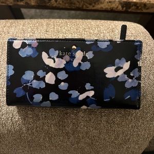 Kate Spade Blue Floral Wallet